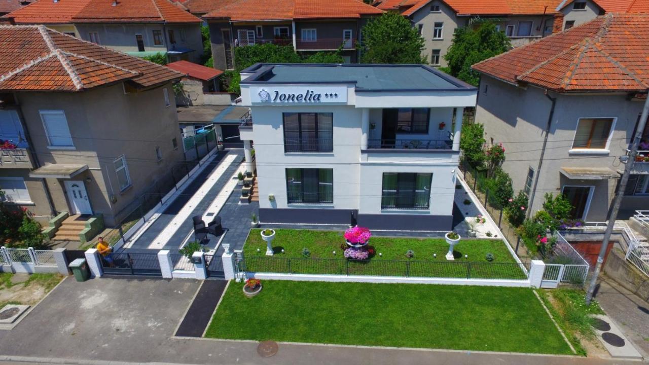 Pensiunea Ionelia Orşova Esterno foto